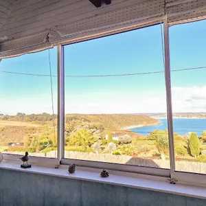 Comfortable With Fantastic Sea View Ferienhaus